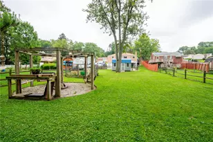 1112 Logan Rd, Bethel Park, PA 15102 - Photo 11