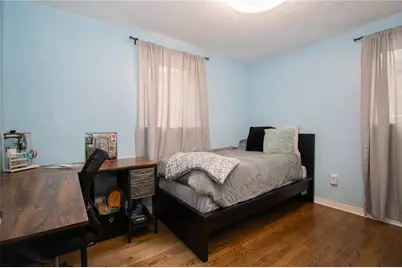 1112 Logan Rd, Bethel Park, PA 15102 - Photo 27