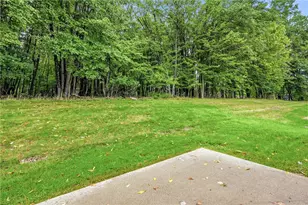 685 Theresa Ave, Hermitage, PA 16148 - Photo 33