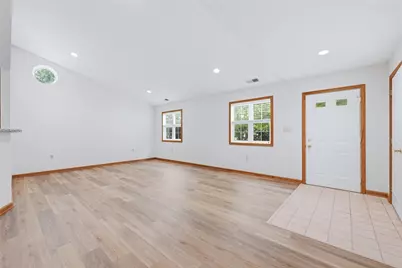 685 Theresa Ave #102, Hermitage, PA 16148 - Photo 7
