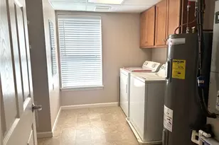 7013 Stefano Dr, Delmont, PA 15626 - Photo 15