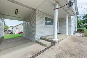 146 Carmichaels St, Dry Tav-Rices Landing, PA 15357 - Photo 7