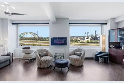320 Fort Duquesne Boulevard #4F, Downtown Pgh, PA 15222 - Photo 9