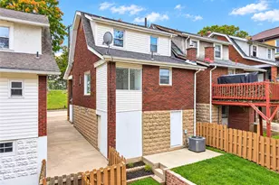 2273 Spokane Ave, Pittsburgh, PA 15210 - Photo 7