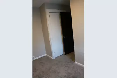 2273 Spokane Ave, Pittsburgh, PA 15210 - Photo 11