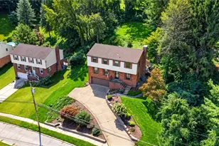 1024 Surrey Woods Rd, Bethel Park, PA 15102 - Photo 43