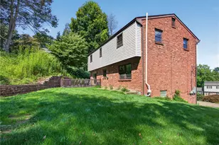 1024 Surrey Woods Rd, Bethel Park, PA 15102 - Photo 39
