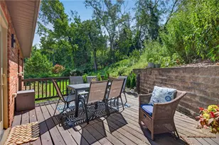 1024 Surrey Woods Rd, Bethel Park, PA 15102 - Photo 41