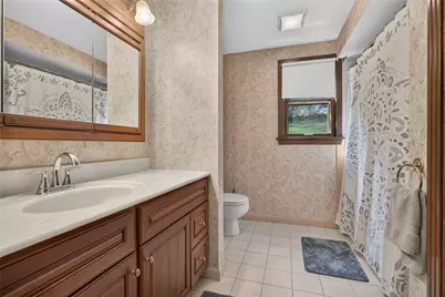 1024 Surrey Woods Rd, Bethel Park, PA 15102 - Photo 29