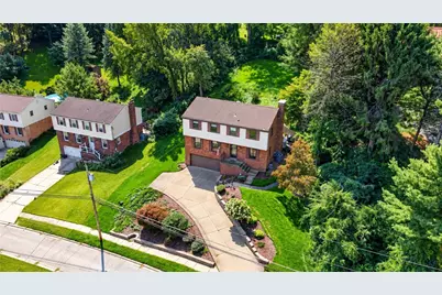 1024 Surrey Woods Rd, Bethel Park, PA 15102 - Photo 43