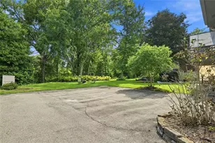 323 Tadmar Ave, Ross Twp, PA 15237 - Photo 35