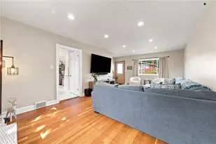 224 Elbe Dr, Pittsburgh, PA 15209 - Photo 7
