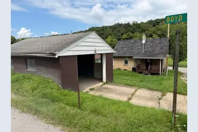 301 Patterson Ave, Beaver Falls, PA 15010 - Photo 3