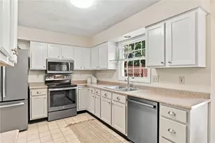 1607 Eaglewood Ct, Pittsburgh, PA 15237 - Photo 9