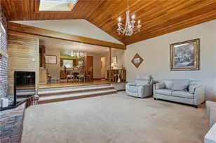 2473 Mae Dr, Hampton, PA 15101 - Photo 7