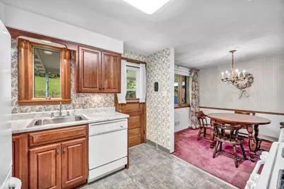 4557 Mapledale Dr, Homestead, PA 15120 - Photo 9