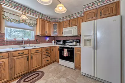 1678 Bernice Drive, North Huntingdon, PA 15642 - Photo 5