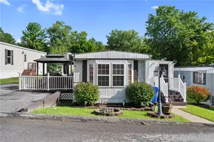 529 Mt Vernon Dr, North Fayette, PA 15126 - Photo 1
