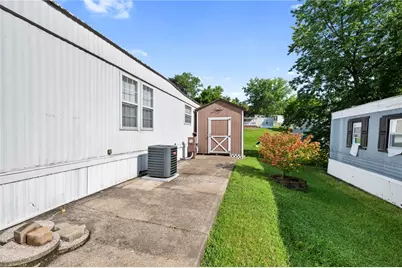 529 Mount Vernon Dr, North Fayette, PA 15126 - Photo 27