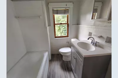 2004 Pioneer Ave, Pittsburgh, PA 15226 - Photo 11