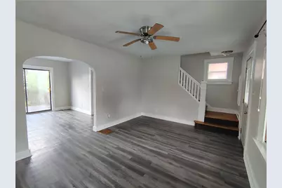 2004 Pioneer Ave, Pittsburgh, PA 15226 - Photo 3