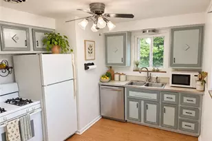 2007 Hillcrest St, Bethel Park, PA 15102 - Photo 15