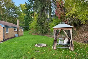 2007 Hillcrest St, Bethel Park, PA 15102 - Photo 23
