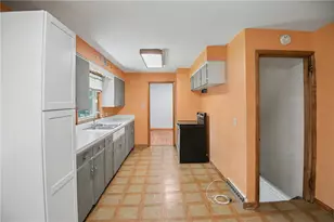 4100 Stewart Dr, South Pymatuning Township, PA 16150 - Photo 3