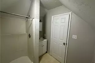 5429 Potter St, Pittsburgh, PA 15232 - Photo 27