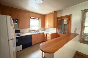 1047 W Main St, Somerset Boro, PA 15501 - Photo 7