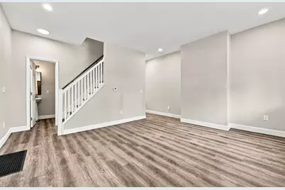 3928 Mintwood St, Pittsburgh, PA 15224 - Photo 7