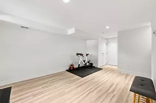 3214 Dobson St, Pittsburgh, PA 15219 - Photo 39