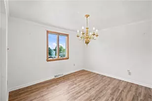 408 Middlesex Rd, Elizabeth Twp/Boro, PA 15135 - Photo 13