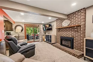 1364 Hillsdale Dr, Monroeville, PA 15146 - Photo 17