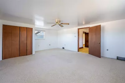 511 Lewis Ave, Jeannette, PA 15644 - Photo 19