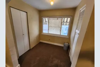 706 Holland St, Vandergrift, PA 15690 - Photo 25