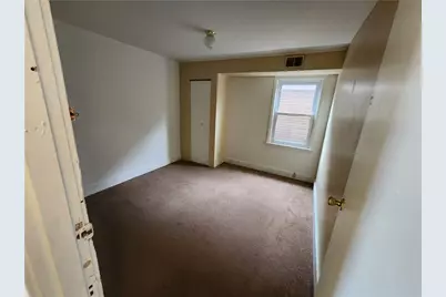 706 Holland St, Vandergrift, PA 15690 - Photo 19