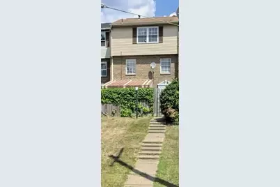 7305 Bennett St, Pittsburgh, PA 15208 - Photo 1