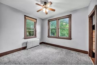 1048 Mirror St, Pittsburgh, PA 15217 - Photo 9