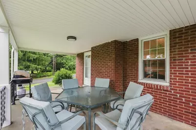 699 Glenrock Dr, Bethel Park, PA 15102 - Photo 29
