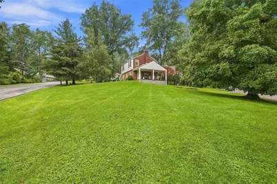 699 Glenrock Dr, Bethel Park, PA 15102 - Photo 31