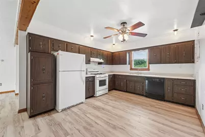 1495 E Beau St, South Strabane, PA 15301 - Photo 17