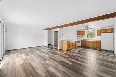 1495 E Beau St, South Strabane, PA 15301 - Photo 5