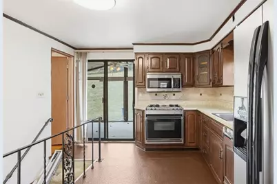 4782 Barone Dr, Pittsburgh, PA 15227 - Photo 5