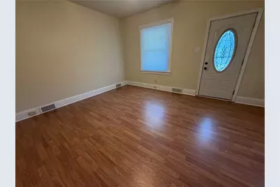106 Cottrell Ave, Jeannette, PA 15644 - Photo 3