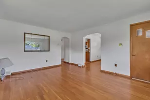 606 Golf Course Rd, Hopewell Township, PA 15001 - Photo 15