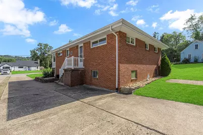 606 Golf Course Rd, Hopewell Township, PA 15001 - Photo 37