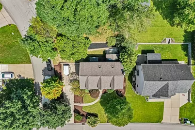116 Lynn Ann Dr, Pittsburgh, PA 15068 - Photo 5