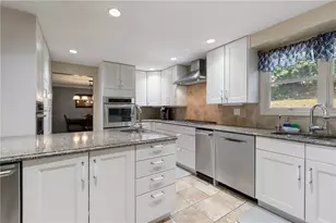 116 Lynn Ann Dr, Pittsburgh, PA 15068 - Photo 15