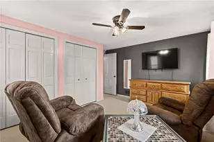 116 Lynn Ann Dr, Pittsburgh, PA 15068 - Photo 27